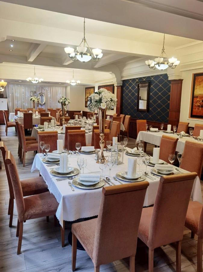 Hotel Barbakan Trnava Dış mekan fotoğraf