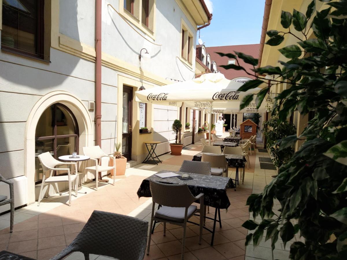 Hotel Barbakan Trnava Dış mekan fotoğraf